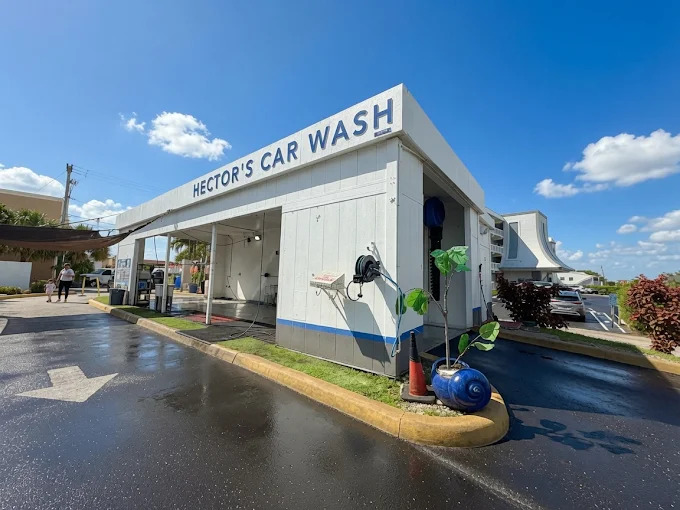 Hector's Car Wash in North Palm Beach, Florida
